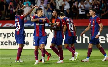 برشلونة يحل ضيفًا على نابولي الليلة في دوري أبطال أوروبا