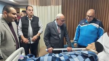 محافظ بورسعيد يوجه بتوفير جميع أوجه الرعاية للمرضى في مستشفى السلام