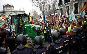 مئات الجرارات تدخل مدريد ضمن احتجاجات المزارعين الإسبان