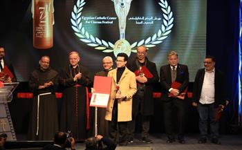 طه دسوقي يحصد الجائزة التشجيعية في مهرجان الكاثوليكي للسينما 