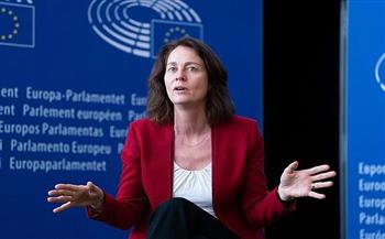 مسؤولة أوروبية: شكوى البرلمان الأوروبي ضد المفوضية بسبب الإفراج عن أموال لن تكلل بالنجاح