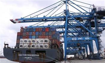 تداول 38 سفينة حاويات وبضائع عامة بميناء دمياط خلال 24 ساعة