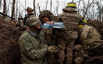 قائد القوات الأوكرانية يعلن الانتقال إلى وضع الدفاع ثم يتراجع عن تصريحه 