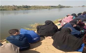 مصرع 3 مواطنين وإصابة 4 آخرين في غرق معدية بمنشية القناطر بالجيزة