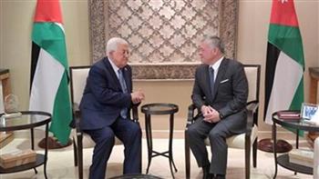 العاهل الأردني والرئيس الفلسطيني يؤكدان ضرورة وقف الحرب على غزة