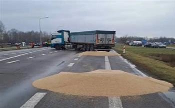 اتلاف 160 طنًا من الحبوب الأوكرانية في بولندا احتجاجًا على تصديرها