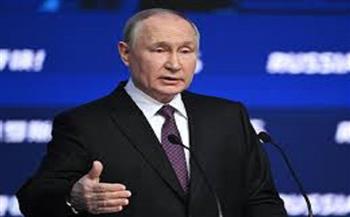 موظف سابق بالاستخبارات المركزية الأمريكية: بوتين أصاب في رهانه