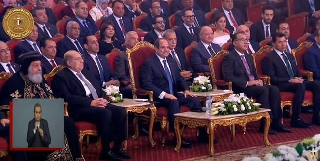 الرئيس السيسي يتوجه بطلب غير متوقع لإحدى بطلات ذوي الهمم