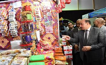 محافظ أسوان يفتتح معرض أهلاً رمضان للسلع الغذائية بتخفيضات تتراوح بين 20% و30%