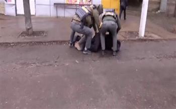 الأمن الروسي يعتقل عميلين لاستخبارات كييف في لوجانسك