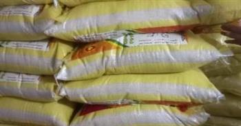 ضبط طن أرز وسجائر مجهولة المصدر في حملات تموينية بالإسكندرية