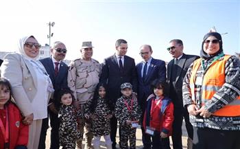 نائب محافظ بورسعيد وقائد «الدفاع الشعبي» يتفقدان مخيم الإيواء العاجل 