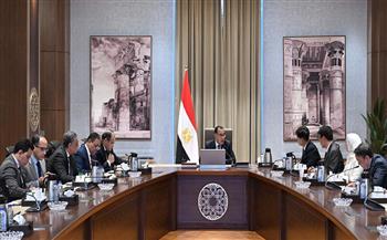 «مدبولي» يبحث مع رئيس سامسونج إليكترونيكس مصر  سبل التعاون 