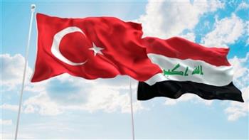 وزيرا دفاع العراق وتركيا يبحثان سبل تعزيز التعاون الثنائي في المجال العسكري 