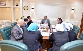 «شحاتة» يواصل اجتماعاته مع اللجنة المختصة بدراسة ملاحظات مشروع قانون العمل 