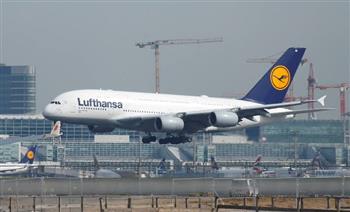 شركة الطيران الألمانية لوفتهانزا تلغي أكثر من ألف رحلة بسبب إضراب العاملين