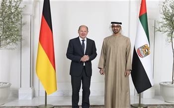 رئيس الإمارات والمستشار الألماني يؤكدان ضرورة تكثيف الجهود لمنع اتساع دائرة الصراع