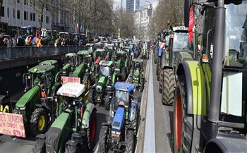 المزارعون البولنديون يبدأون احتجاجا على مستوى البلاد