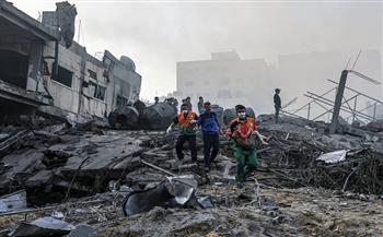 طبيب عسكري إسرائيلي يدلي بشهادة صادمة عن انتهاكات بغزة: الجيش نهب وأحرق منازل بغزة وأعدم أسرى