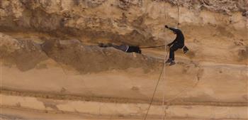 الحماية المدنية تنقذ طالب تعثر أعلى سفح جبل محمية أثناء مشاهدته لماراثون بالقاهرة 