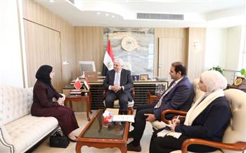 وزير التعليم العالي يبحث مع سفيرة البحرين سبل التعاون المشترك