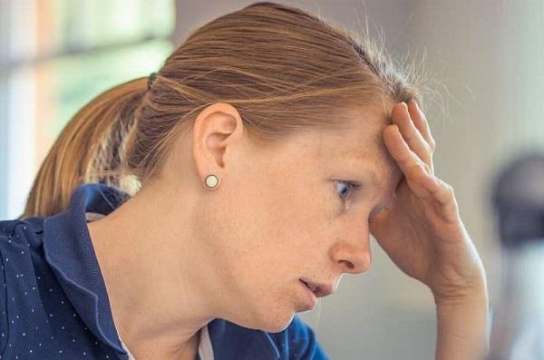 دراسة حديثة: السمنة ترتبط بضعف الصحة العقلية خاصة عند النساء