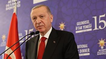 الرئيس التركي يدعو الى محاسبة المسؤولين الإسرائيليين عن قتل أطفال غزة 