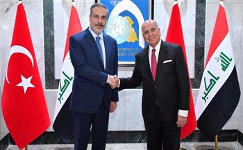 وزيرا خارجية العراق وتركيا يبحثان تعزيز العلاقات الثنائية