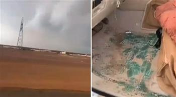 فيديو.. قوّة الأمطار تتسبب في تحطّم زجاج السيارات في السعودية