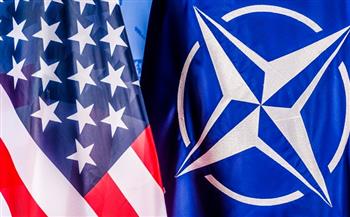 الولايات المتحدة والناتو يبحثان الوضع الأوكراني  