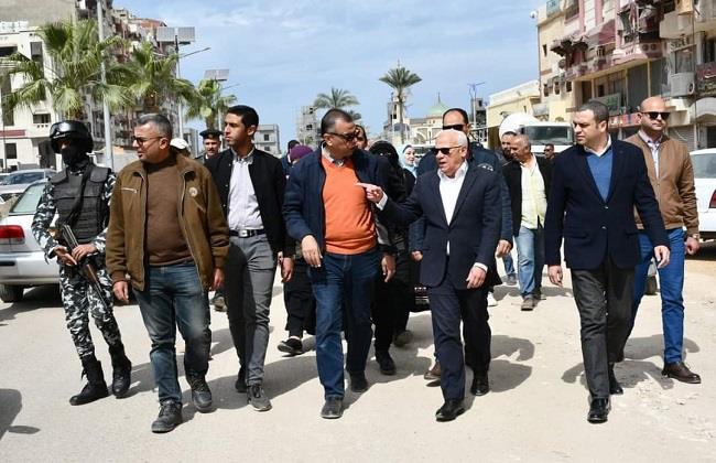 محافظ بورسعيد يتفقد أعمال تطوير ورفع كفاءة شارع ستالينجراد