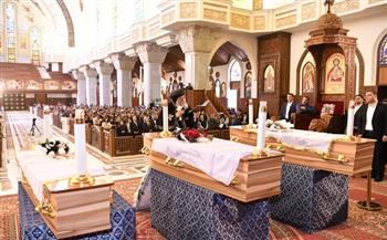 وزيرة الهجرة تشارك في مراسم صلوات جنازة الرهبان المصريين