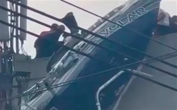 فيديو مرعب.. لحظة اصطدام طائرة مروحية بمبنى وسقوطها مع ركابها في كولومبيا