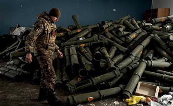 محلل بريطاني: الدفاعات الأوكرانية ستنهار بسبب النقص الحاد في الذخائر