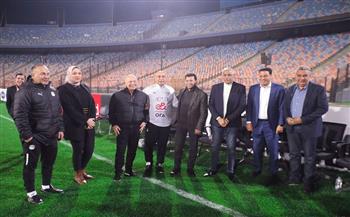 وزير الرياضة يحضر تدريب منتخب مصر استعداداً لكأس عاصمة مصر