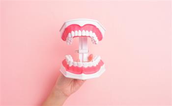 في اليوم العالمي لصحة الفم.. «الدواء» توضح 7 نصائح لصحة الأسنان