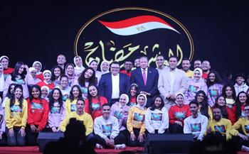 "مصر اليوم فى عيد" تضىء مسرح ساحة الهناجر