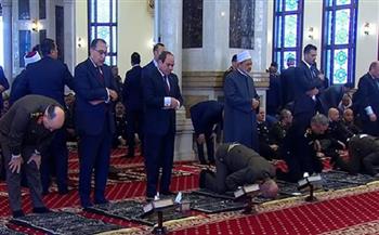 الرئيس السيسي يؤدي صلاة الجمعة بمسجد "المشير طنطاوي" في ذكرى انتصارات العاشر من رمضان