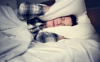 دراسة : النوم أقل من 7 ساعات مرتبط بارتفاع خطر الوفاة 