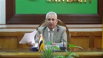 رئيس جامعة المنيا يوجه بوضع خُطة مُتكاملة لدعم جمعية رعاية المرضى