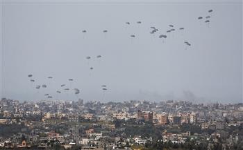 إسبانيا تسقط 26 طنًا من المساعدات على غزة