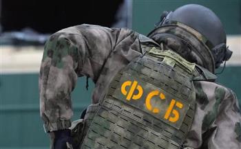 الأمن الفيدرالى الروسي يعتقل 143 شخصا لتورطهم في تصنيع الأسلحة والاتجار بها