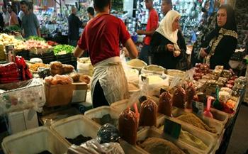 الجزائر تغرق الأسواق بمنتجات مدعمة لسد النقص في شهر رمضان
