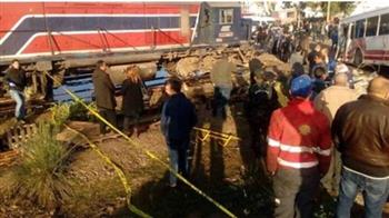 إصابة 45 شخصا اثر اصطدم قطار بحافلة عند معبر للسكك الحديدية في كمبوديا
