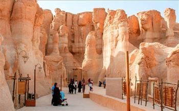 السعودية تحقق رقمًا تاريخيًا جديدًا في القطاع السياحي 