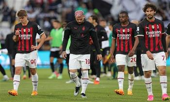 ميلان يعبر عقبة فيورنتينا بصعوبة في الدوري الإيطالي 