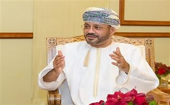 سلطنة عمان واليمن يبحثان العلاقات الثنائية وسبل تطويرها