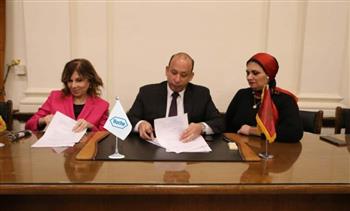 اتفاقية بين مستشفيات جامعة القاهرة وشركة عالمية لتجديد وتطوير وميكنة المعامل الرئيسية 