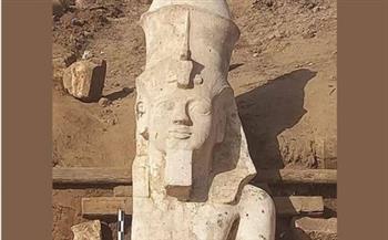خبير أثري: الجزء المكتشف من تمثال رمسيس الثاني بالمنيا يكشف قوة حكمه