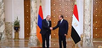 فيديو.. الرئيس السيسي يستقبل رئيس وزراء أرمينيا بقصر الاتحادية